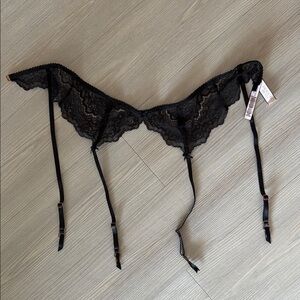Elegant Black Lace Garter Belt